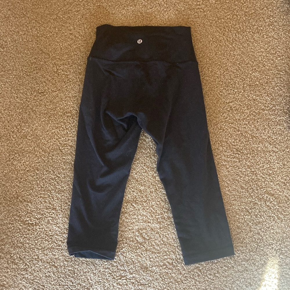 Lululemon cropped black legging